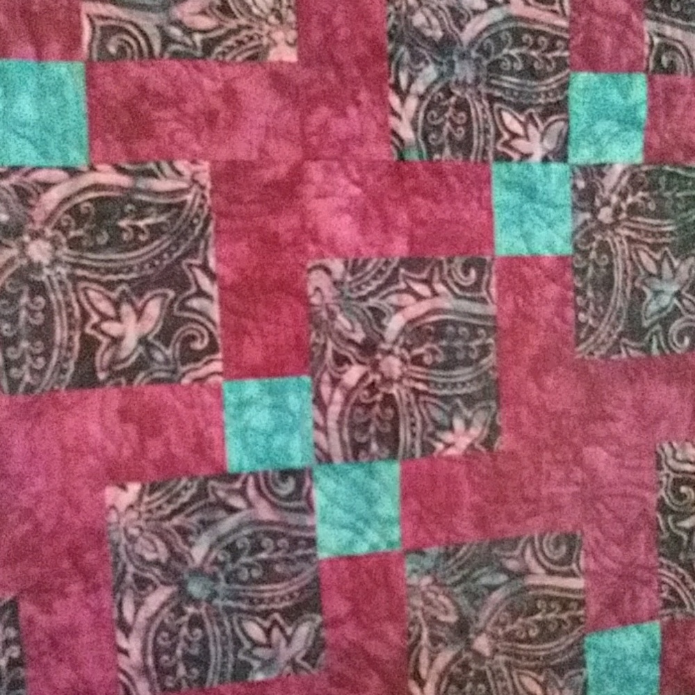 Colorful Patchwork Quilt Throw Size - Picture 2 of 4
